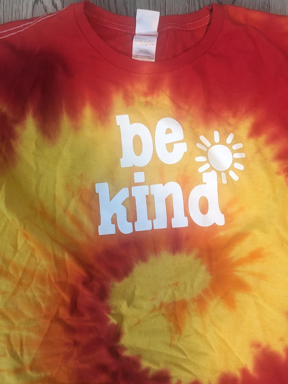 2 Kids Tie-Dye 'Be Kind' Tee - Yellow & Red L